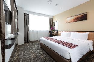 Hotel 7 Suria